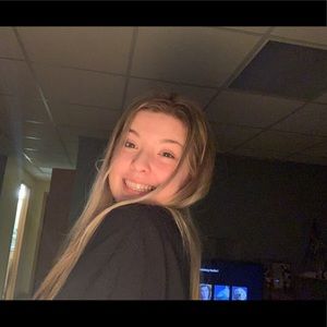 Meet your Posher, Sierrah